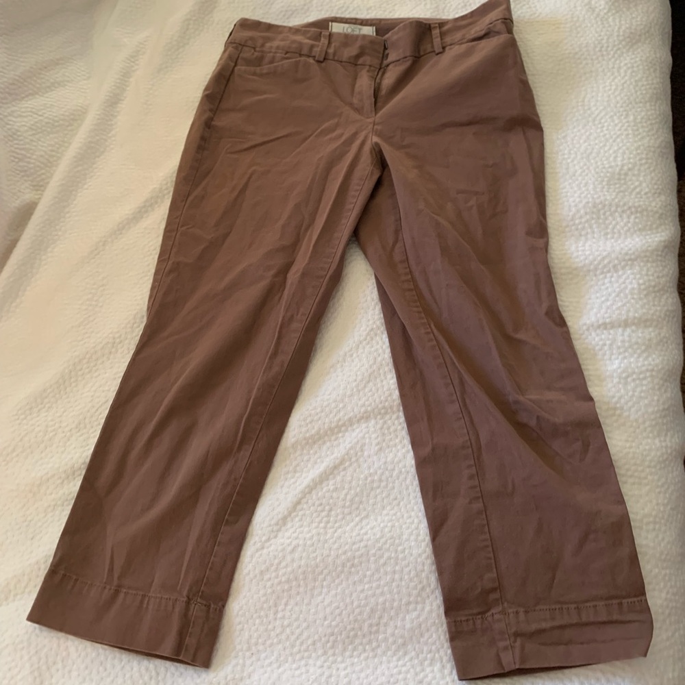 Great condition used loft cropped pants
